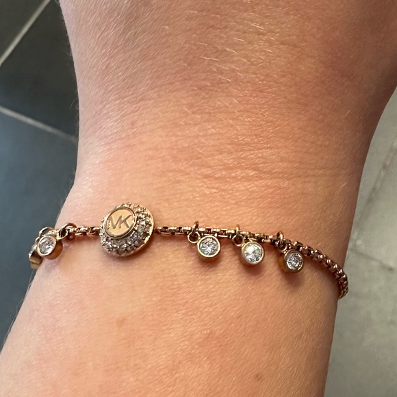 Michael Kors Dangling Crystal Bracelet - Picture 2 of 8